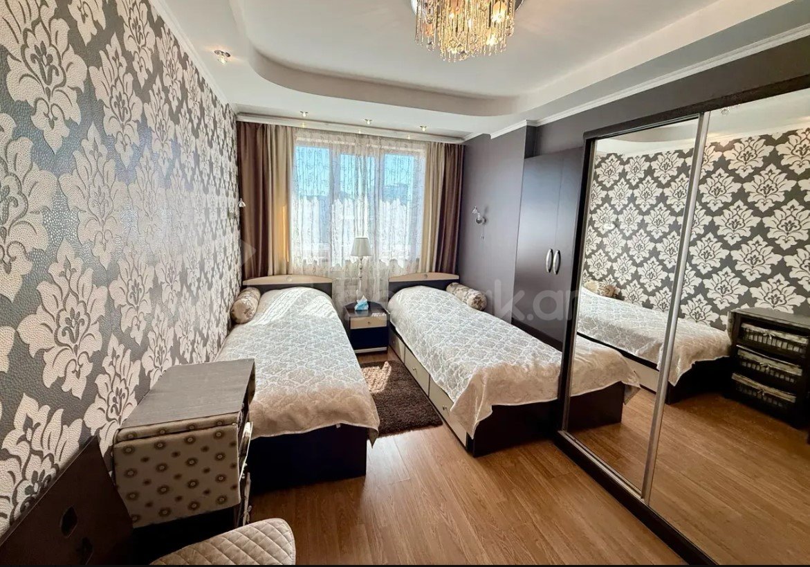 2 Սենյականոց Բնակարան, 40քմ, 8/11 հարկ, Կապիտալ Վերանորոգված, Կահավորված