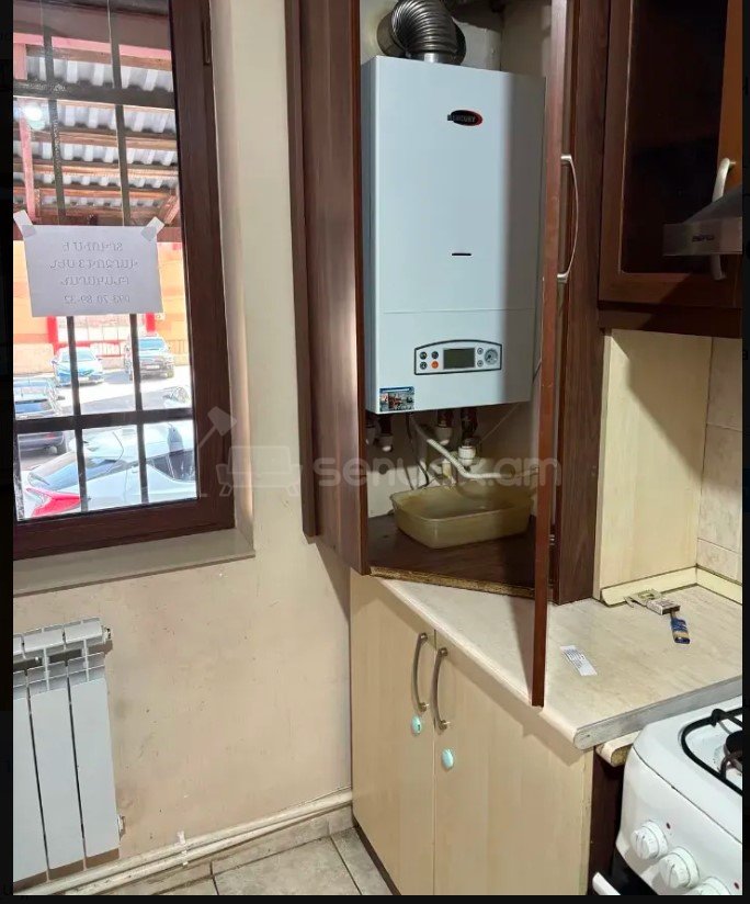 3 Սենյականոց Բնակարան, 80քմ, 1/11 հարկ, Կապիտալ Վերանորոգված, Կահավորված