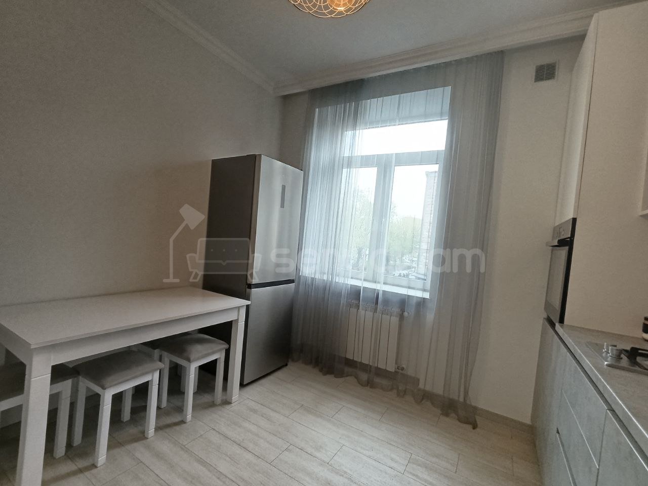 2 Սենյականոց Բնակարան Քարե Շենքում, 56քմ, 2/5 հարկ, Կապիտալ Վերանորոգված