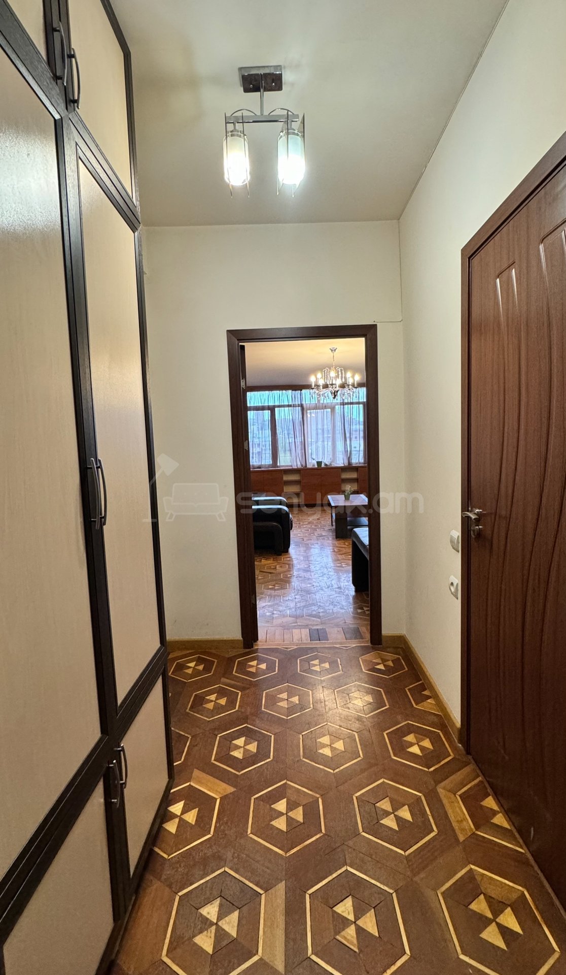 2 Սենյականոց Բնակարան, 56քմ, 4/10 հարկ, Կապիտալ Վերանորոգված, Կահավորված, Արևկող