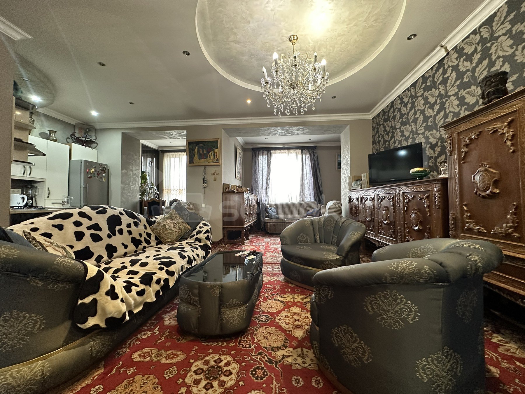 2 Սենյականոց Բնակարան Քարե Շենքում, 71քմ, 4/5 հարկ, Կապիտալ Վերանորոգված