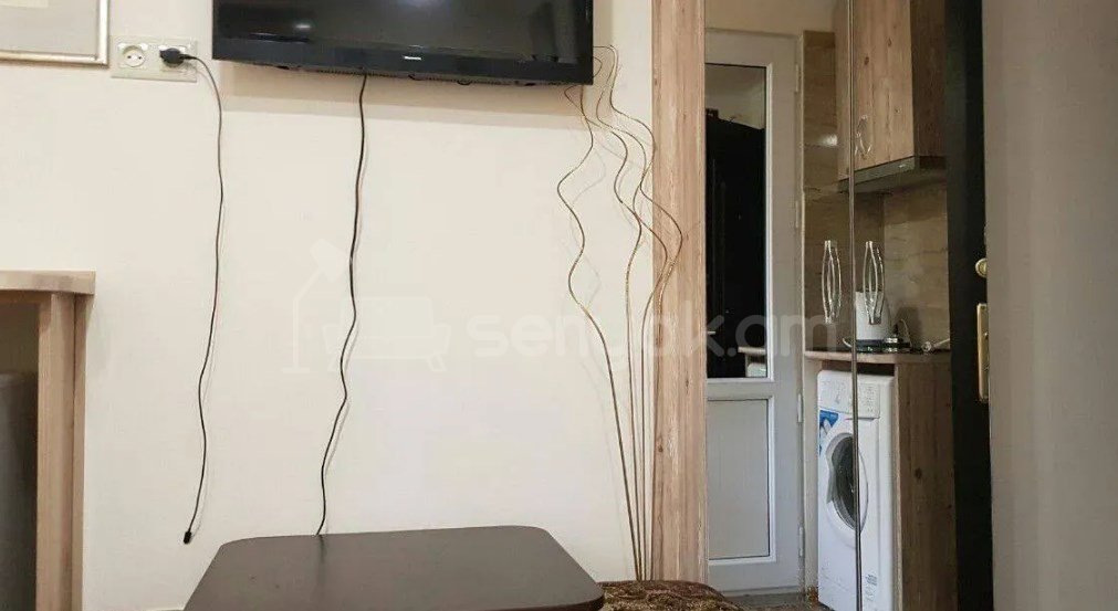 Օֆիսային Տարածք, 13քմ, Կապիտալ Վերանորոգված