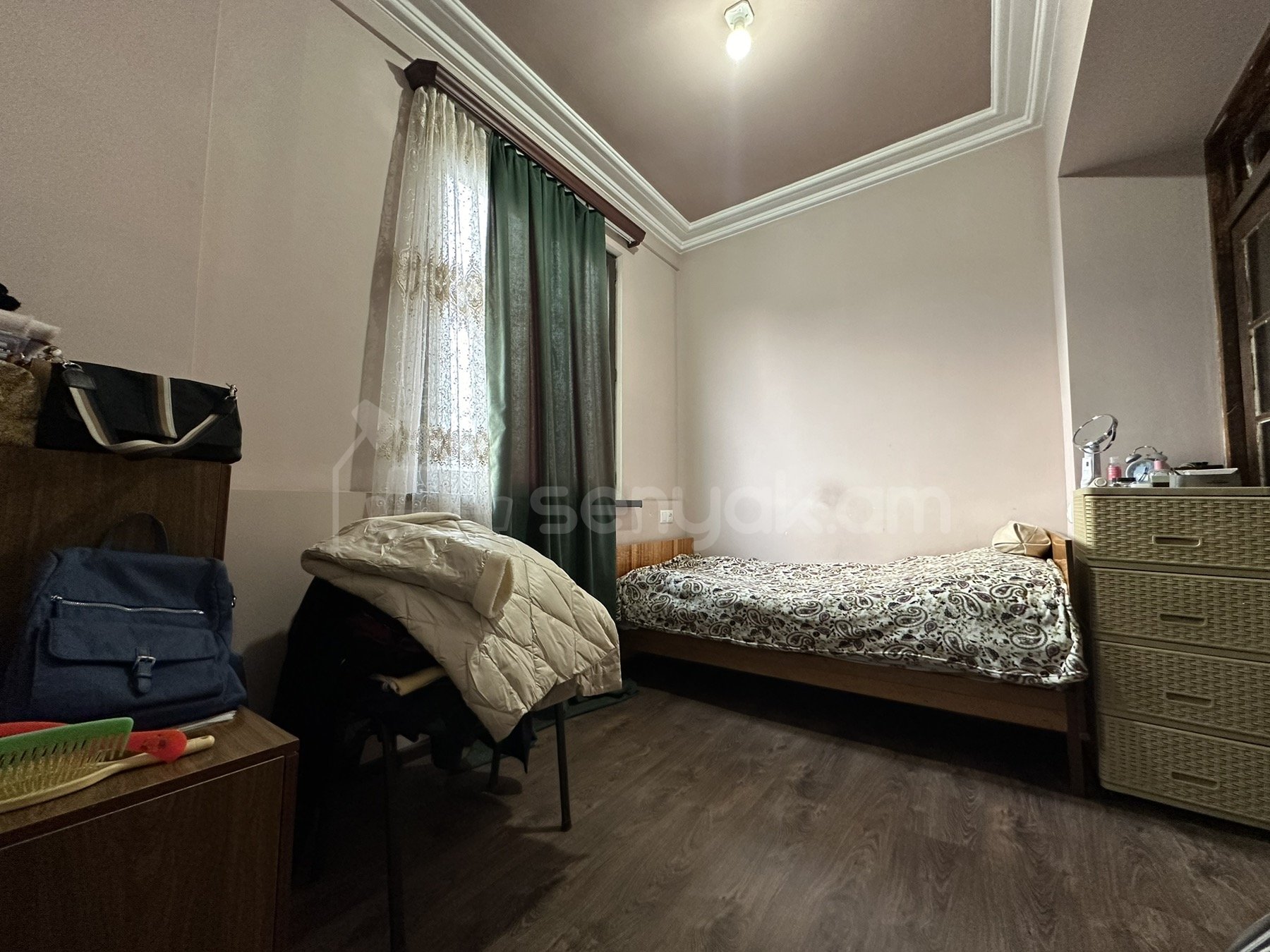 3 Սենյականոց Բնակարան Քարե Շենքում, 63քմ, 5/5 հարկ, Կոսմետիկ Վերանորոգված