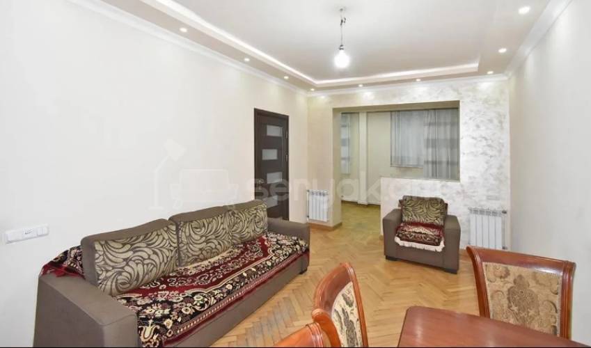 3 Սենյականոց Բնակարան Քարե Շենքում, 72քմ, 1/5 հարկ, Կոսմետիկ Վերանորոգված, Կահավորված