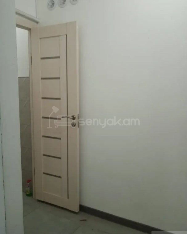 Օֆիսային Տարածք, 18քմ, Կապիտալ Վերանորոգված