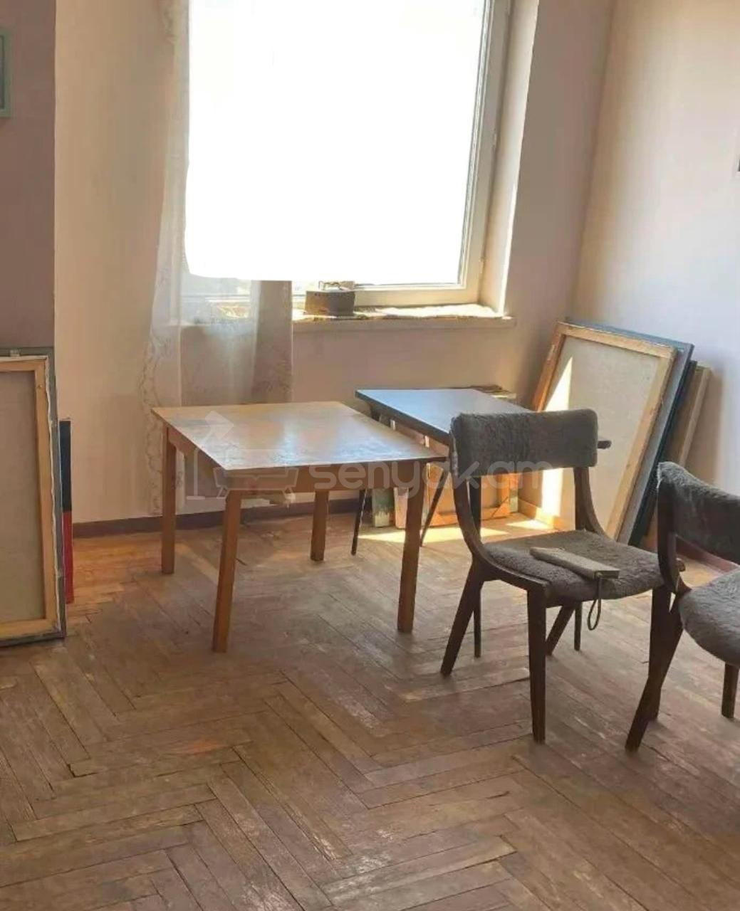 3 Սենյականոց Բնակարան, 107քմ, 10/10 հարկ, Կոսմետիկ Վերանորոգված