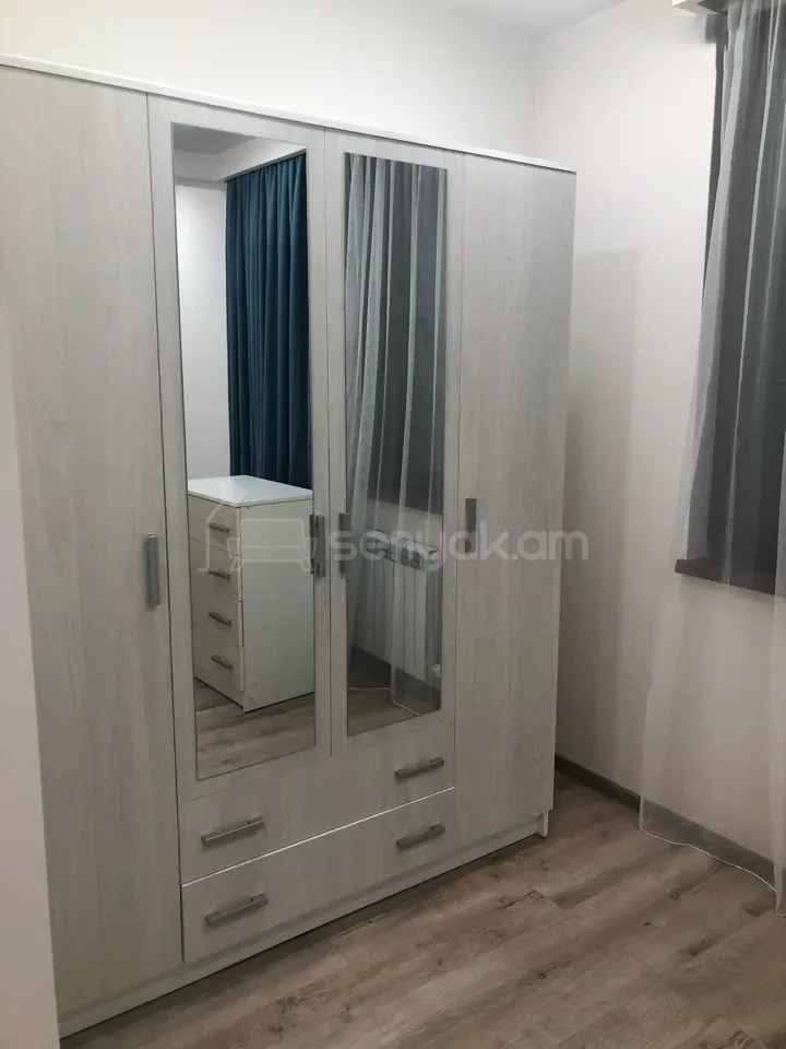 2 Սենյականոց Բնակարան Քարե Շենքում, 40քմ, 2/5 հարկ, Կապիտալ Վերանորոգված, Կահավորված