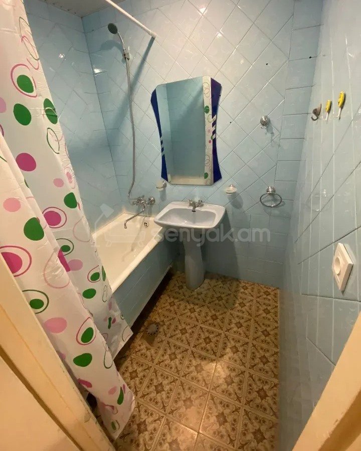 3 Սենյականոց Բնակարան, 67քմ, 4/9 հարկ, Կապիտալ Վերանորոգված