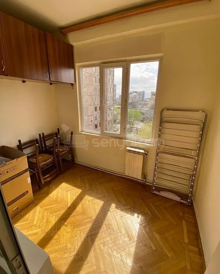3 Սենյականոց Բնակարան, 67քմ, 4/9 հարկ, Կապիտալ Վերանորոգված