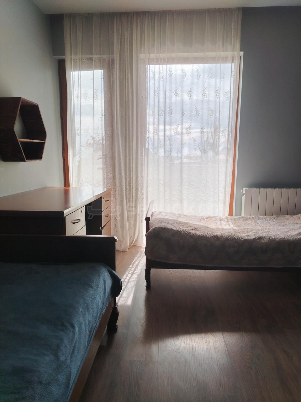 3 Սենյականոց Բնակարան, 97քմ, 3/9 հարկ, Նորմալ Վիճակում