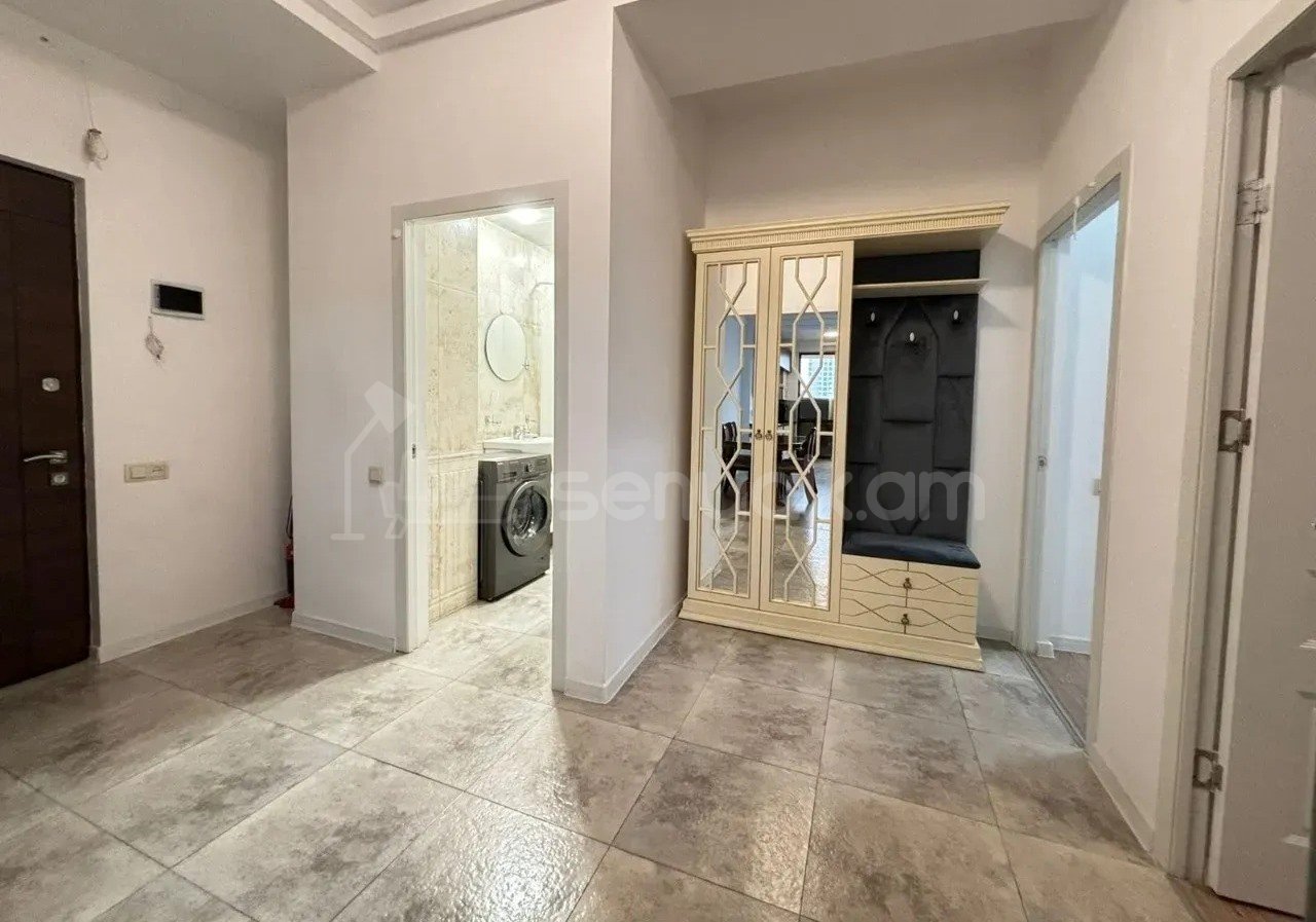 3 Սենյականոց Բնակարան Նորակառույցում, 97քմ, 7/18 հարկ, Կապիտալ Վերանորոգված