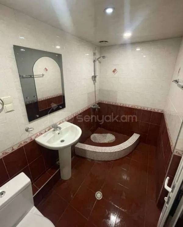 2 Սենյականոց Բնակարան Քարե Շենքում, 60քմ, 4/4 հարկ, Դիզայներական Վերանորոգված, Կահավորված, Արևկող