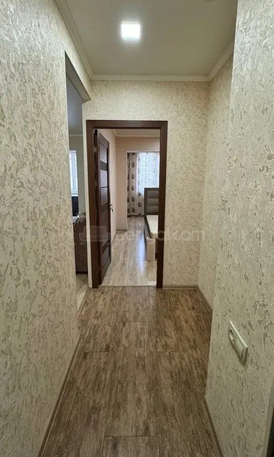 2 Սենյականոց Բնակարան, 43քմ, 1/9 հարկ, Կապիտալ Վերանորոգված
