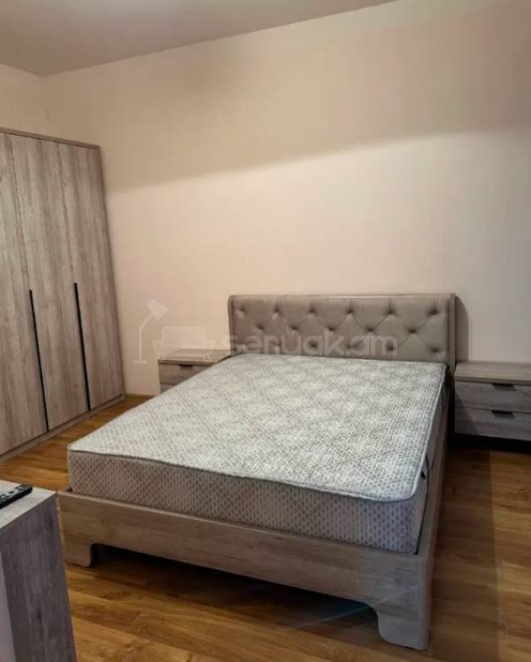3 Սենյականոց Բնակարան, 67քմ, 5/18 հարկ, Դիզայներական Վերանորոգված, Կահավորված, Արևկող