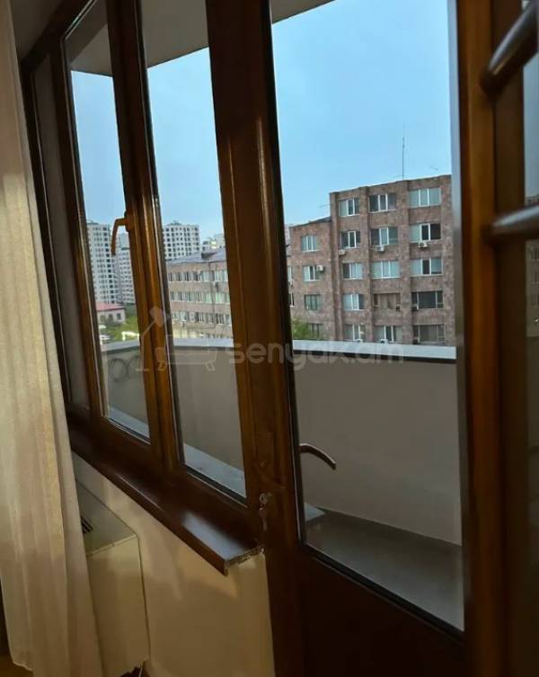 3 Սենյականոց Բնակարան, 67քմ, 5/18 հարկ, Դիզայներական Վերանորոգված, Կահավորված, Արևկող