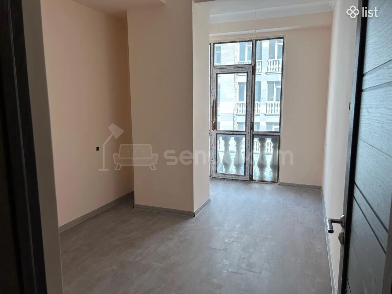 3 Սենյականոց Բնակարան, 98քմ, 3/8 հարկ, Կապիտալ Վերանորոգված