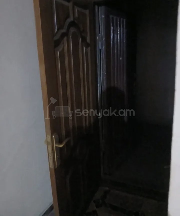 3 Սենյականոց Բնակարան, 78քմ, 12/15 հարկ, Նորմալ Վիճակում, Արևկող