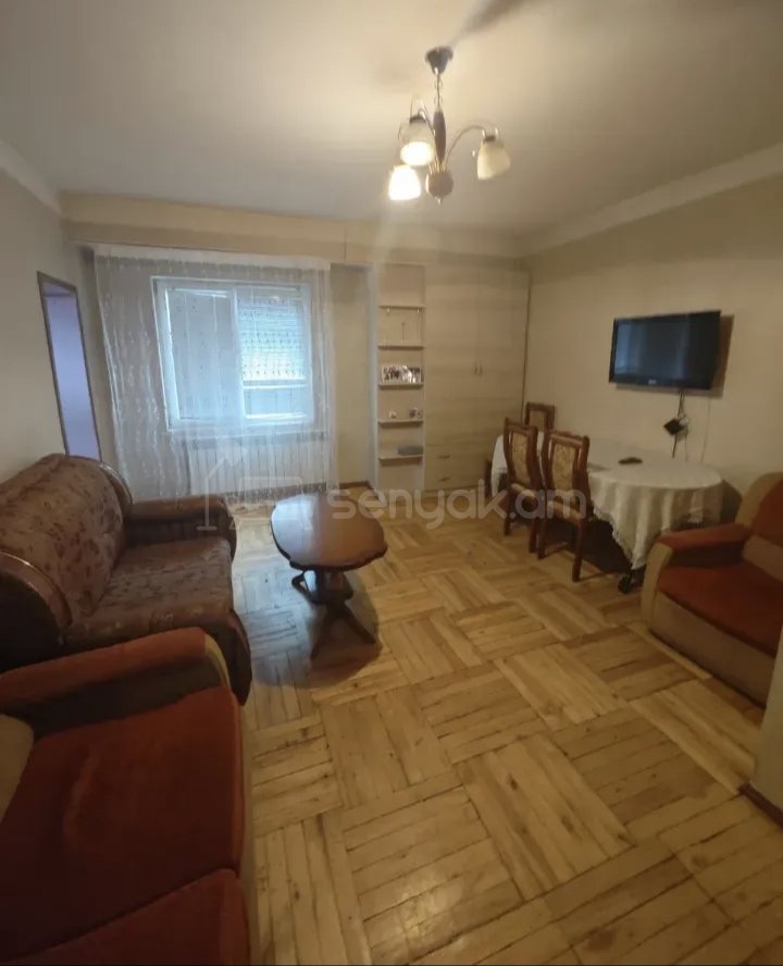 3 Սենյականոց Բնակարան, 70քմ, 5/9 հարկ, Նորմալ Վիճակում, Կահավորված, Արևկող