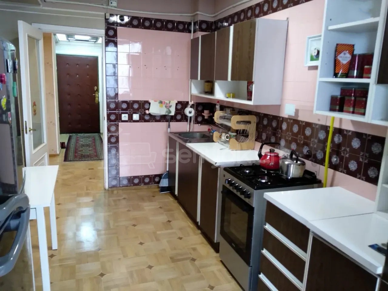 3 Սենյականոց Բնակարան, 96քմ, 9/16 հարկ, Կապիտալ Վերանորոգված, Կահավորված