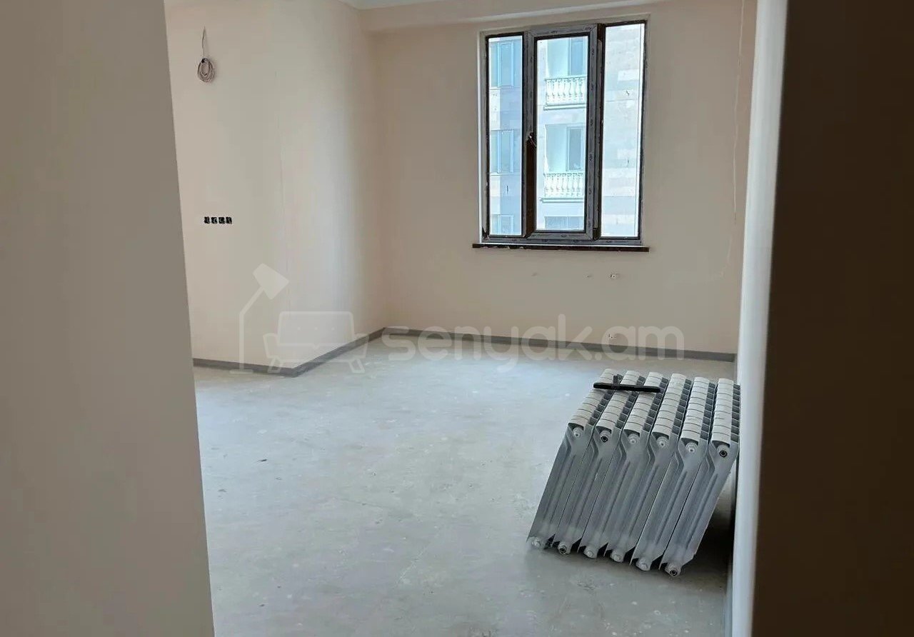 3 Սենյականոց Բնակարան Նորակառույցում, 95քմ, 3/8 հարկ, Կապիտալ Վերանորոգված