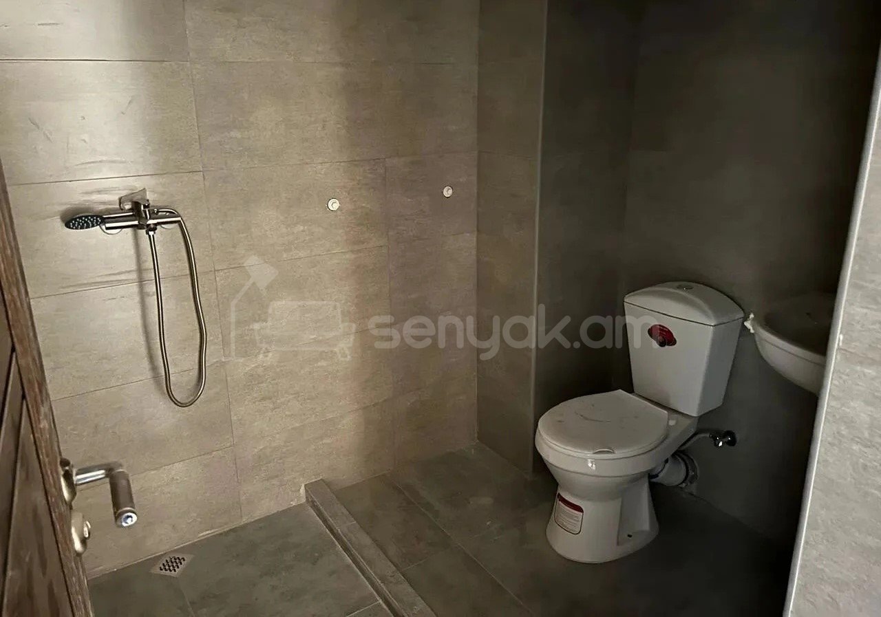 3 Սենյականոց Բնակարան Նորակառույցում, 95քմ, 3/8 հարկ, Կապիտալ Վերանորոգված