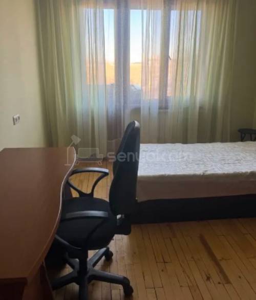 4 Սենյականոց Բնակարան, 100քմ, 4/9 հարկ, Կապիտալ Վերանորոգված, Կահավորված