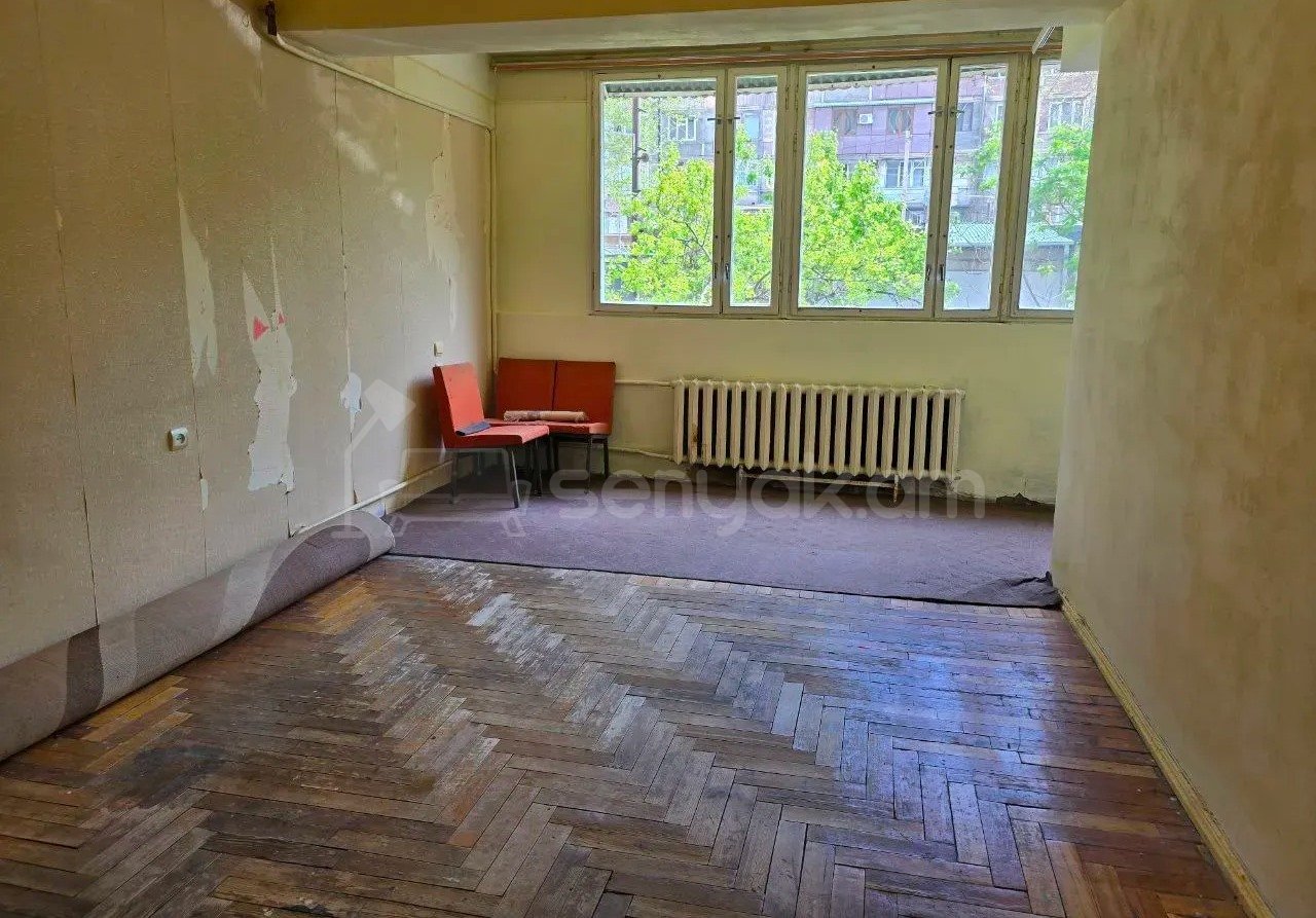 2 Սենյականոց Բնակարան, 63քմ, 1/12 հարկ, Պետական Վիճակում