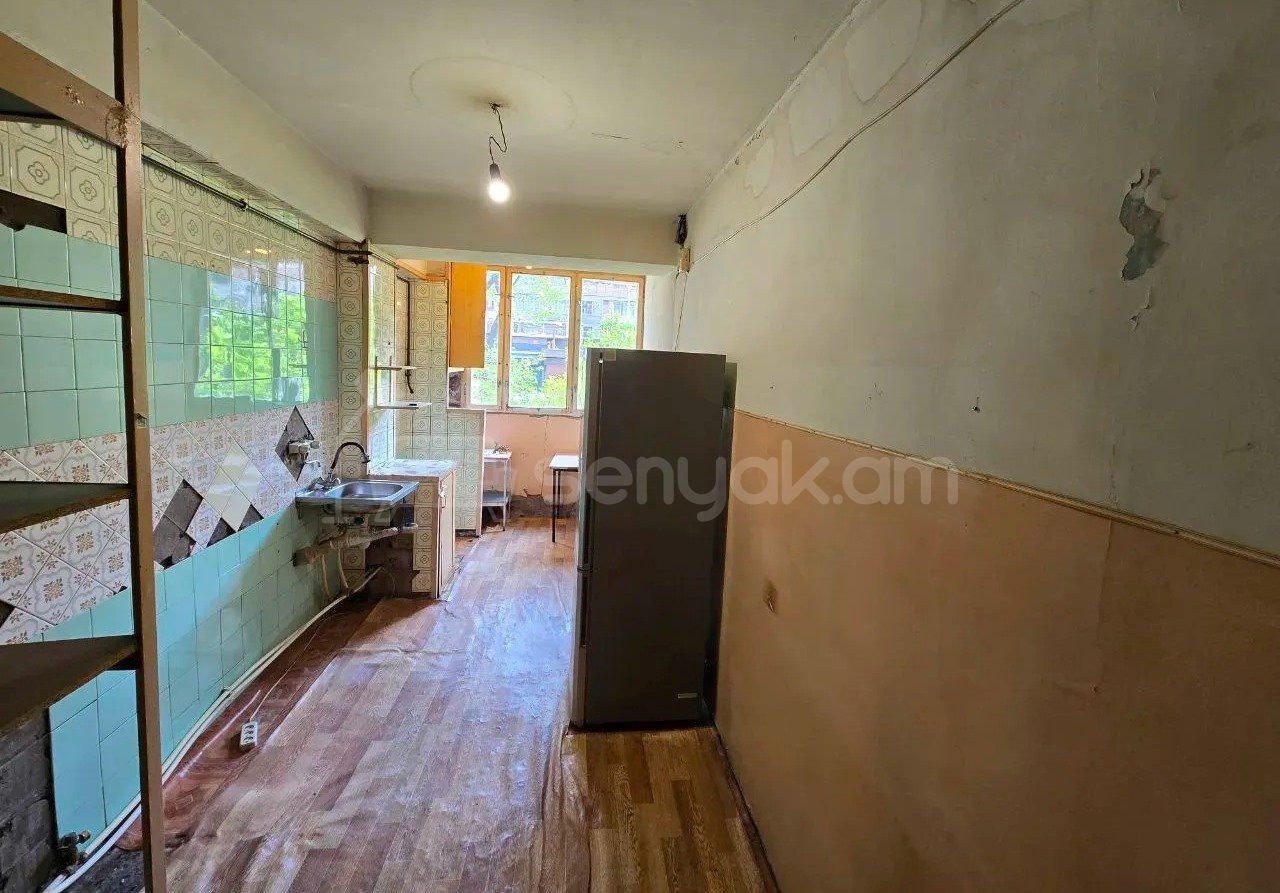 2 Սենյականոց Բնակարան, 63քմ, 1/12 հարկ, Պետական Վիճակում