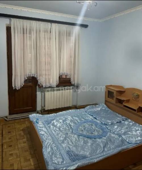 4 Սենյականոց Բնակարան, 97քմ, 2/9 հարկ, Կապիտալ Վերանորոգված, Կահավորված