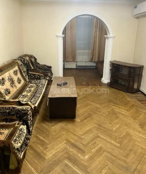 4 Սենյականոց Բնակարան, 97քմ, 2/9 հարկ, Կապիտալ Վերանորոգված, Կահավորված