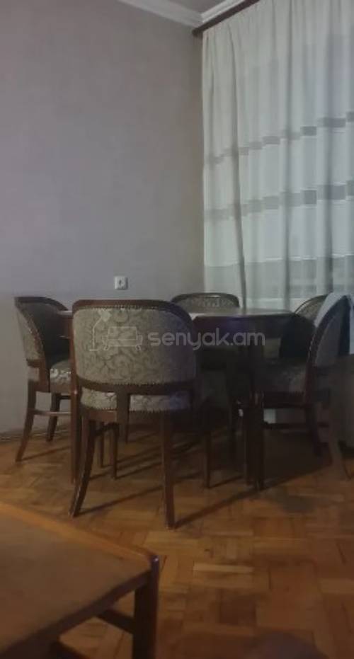 5 Սենյականոց Բնակարան Քարե Շենքում, 84քմ, 3/5 հարկ, Կոսմետիկ Վերանորոգված