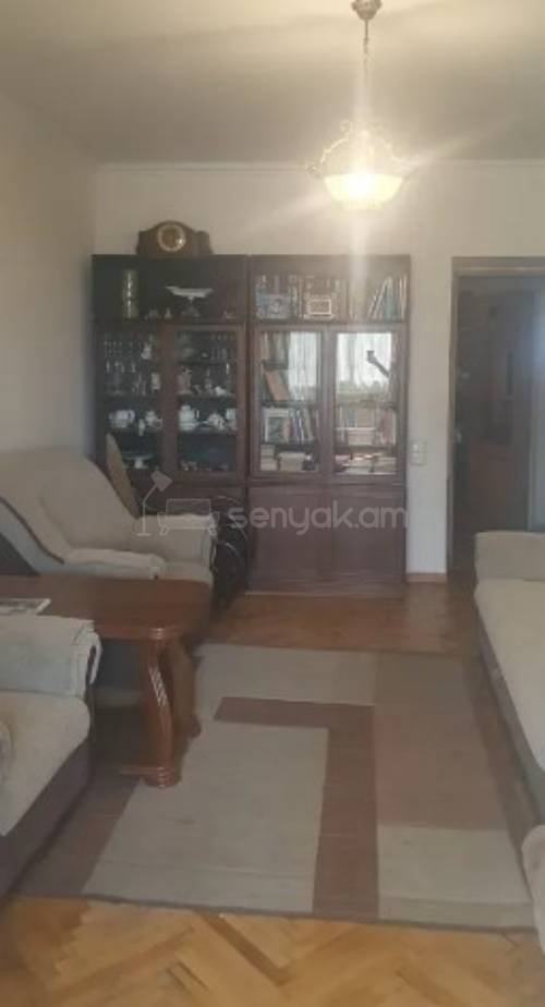 5 Սենյականոց Բնակարան Քարե Շենքում, 84քմ, 3/5 հարկ, Կոսմետիկ Վերանորոգված