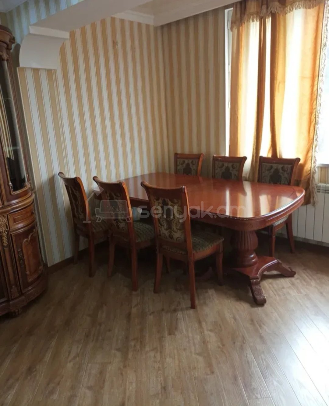 3 Սենյականոց Բնակարան Քարե Շենքում, 72քմ, 1/5 հարկ, Նորմալ Վիճակում