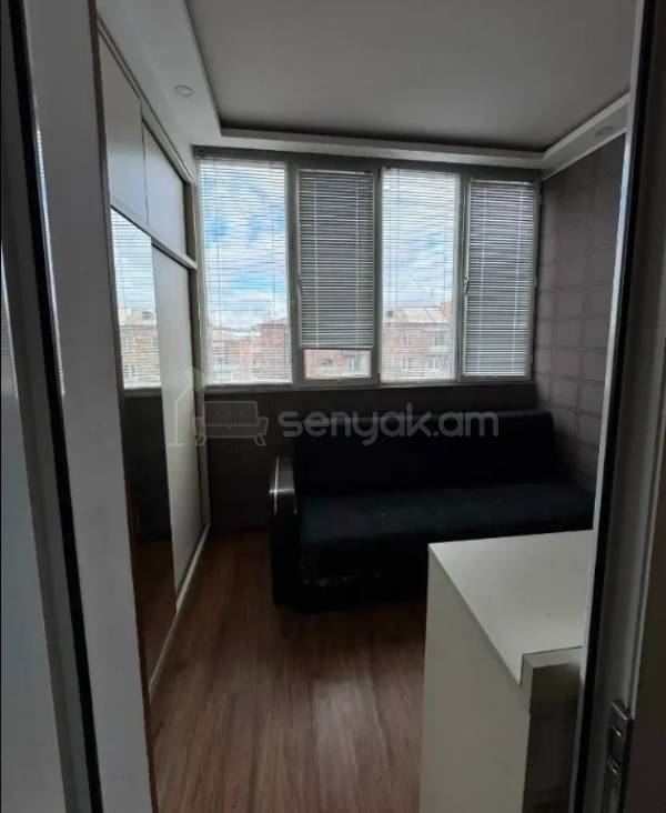 2 Սենյականոց Բնակարան Քարե Շենքում, 55քմ, 4/5 հարկ, Կապիտալ Վերանորոգված, Կահավորված, Արևկող
