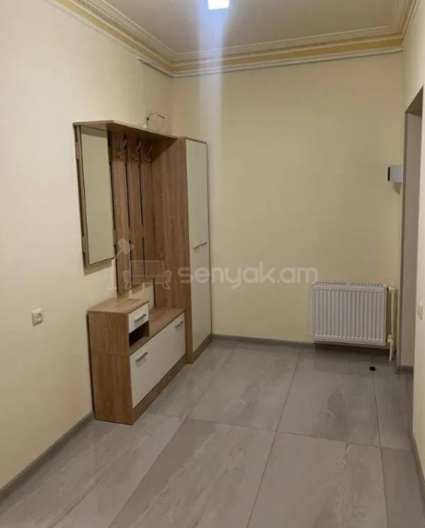 2 Սենյականոց Բնակարան, 46քմ, 1/8 հարկ, Կապիտալ Վերանորոգված, Կահավորված, Արևկող
