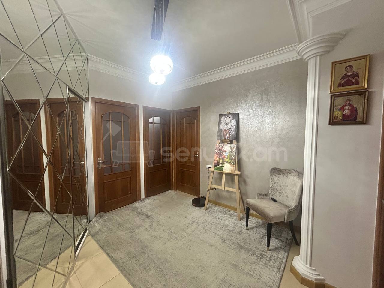3 Սենյականոց Բնակարան Քարե Շենքում, 98քմ, 2/5 հարկ, Կապիտալ Վերանորոգված