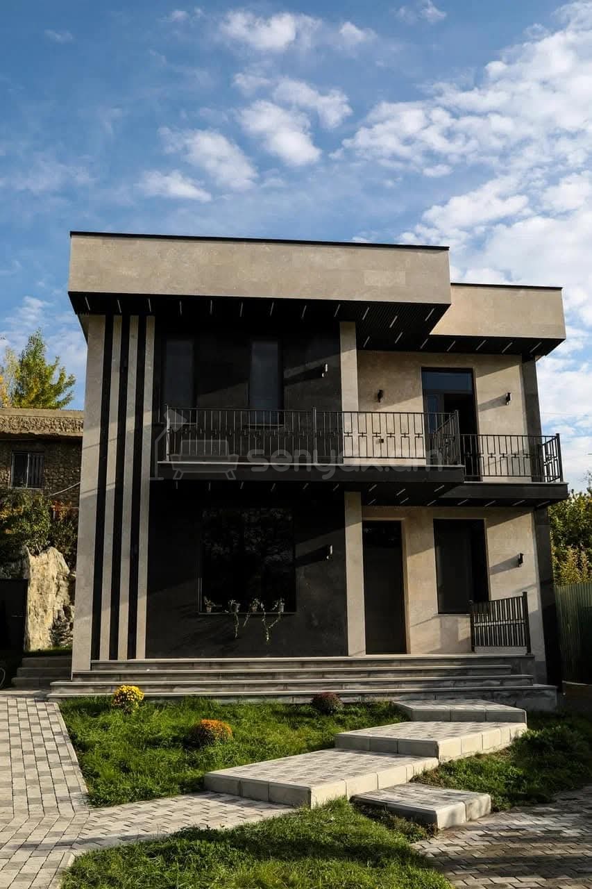 5 Սենյականոց Նորակառույց Շքեղ Առանձնատուն, 200քմ, Լողավազանով