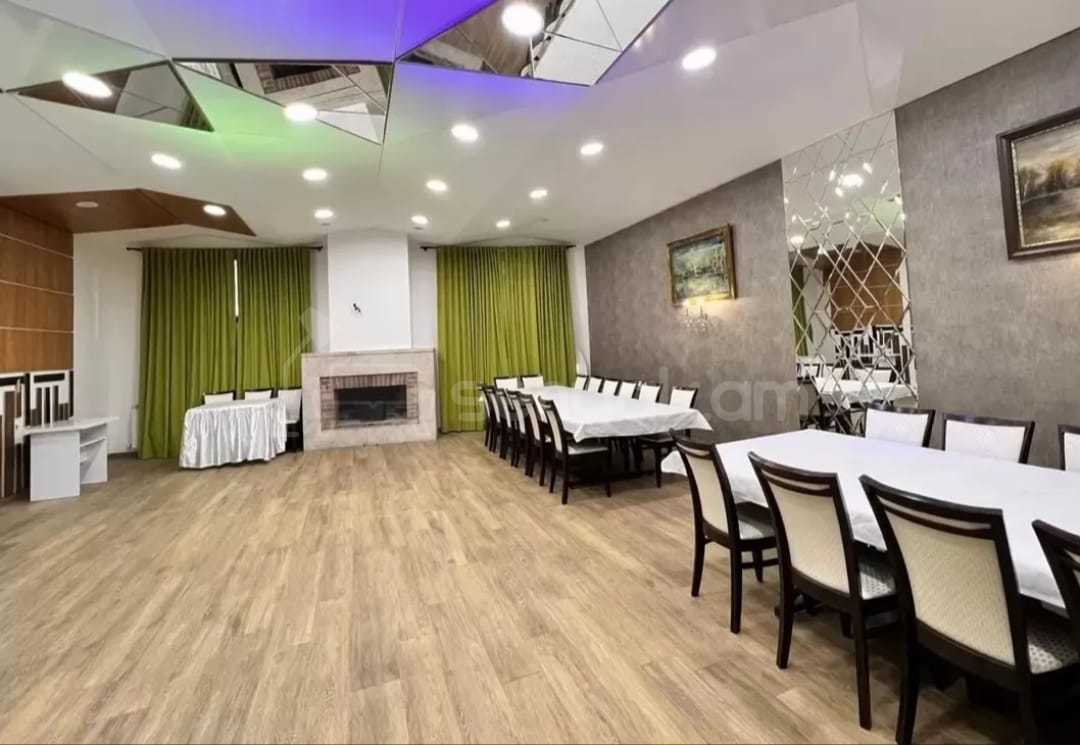 4 Սենյականոց Շքեղ Առանձնատուն, 200քմ, Լողավազանով