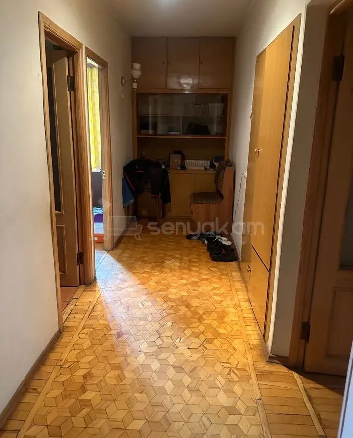 4 Սենյականոց Բնակարան Քարե Շենքում, 74քմ, 5/5 հարկ, Կոսմետիկ Վերանորոգված