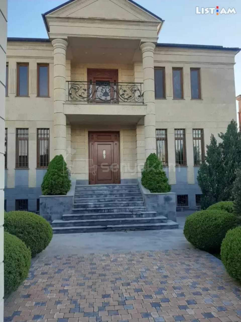 5 Սենյականոց Շքեղ Առանձնատուն, 200քմ, Լողավազանով