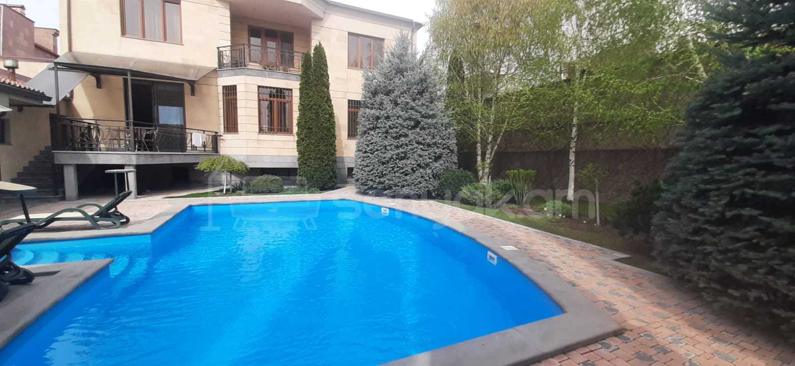 5 Սենյականոց Շքեղ Առանձնատուն, 200քմ, Լողավազանով