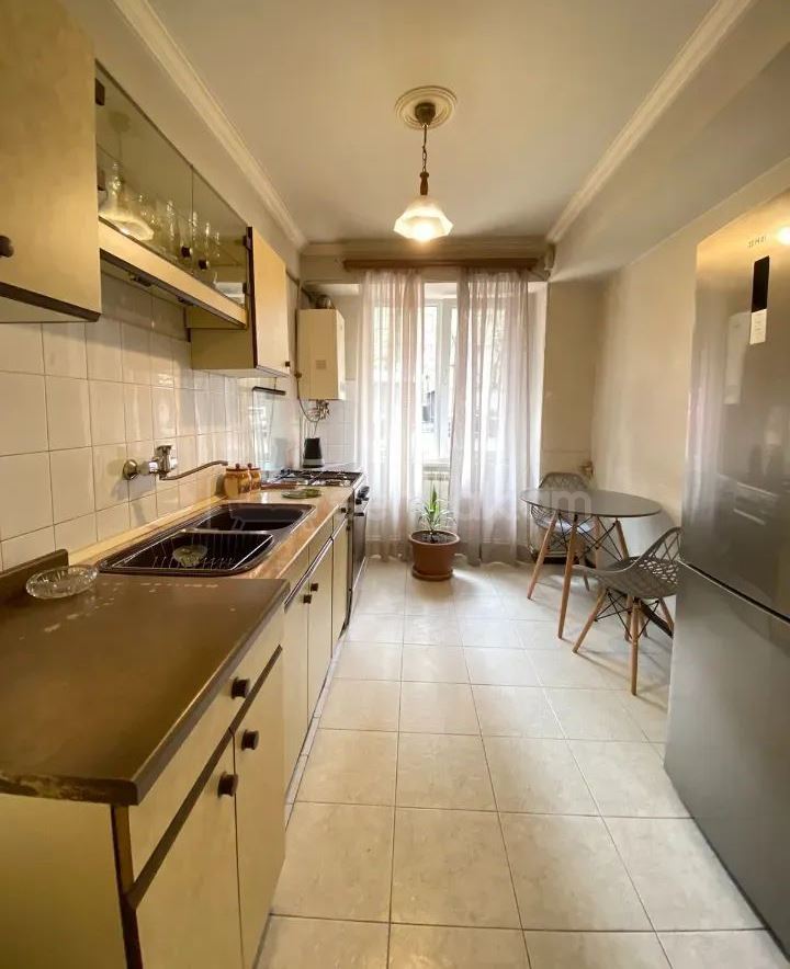 3 Սենյականոց Բնակարան, 70քմ, 1/14 հարկ, Կոսմետիկ Վերանորոգված