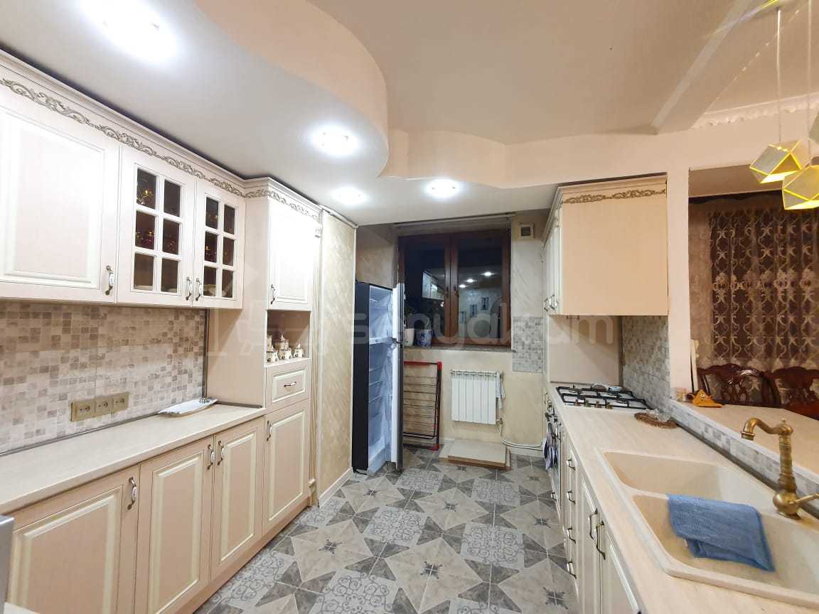 3 Սենյականոց Բնակարան, 65քմ, 7/9 հարկ, Կապիտալ Վերանորոգված, Կահավորված, Արևկող