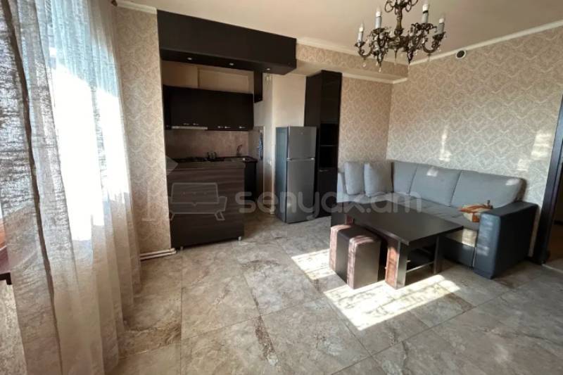 3 Սենյականոց Բնակարան, 50քմ, 4/9 հարկ, Կապիտալ Վերանորոգված, Կահավորված, Արևկող