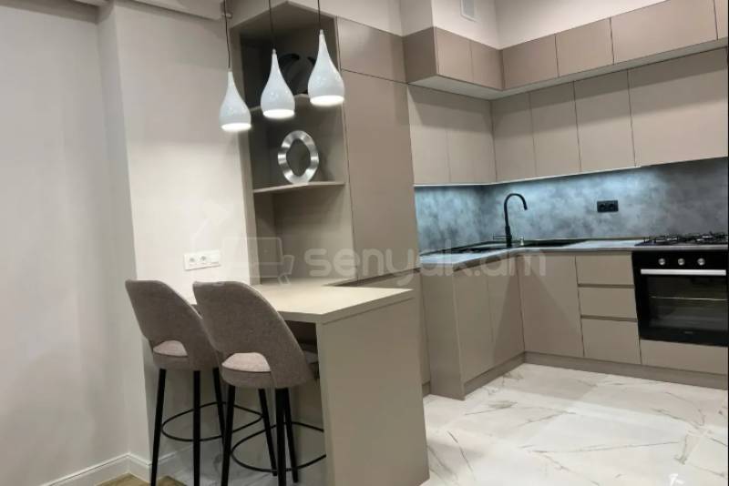 2 Սենյականոց Բնակարան, 60քմ, 7/12 հարկ, Կապիտալ Վերանորոգված, Կահավորված, Արևկող
