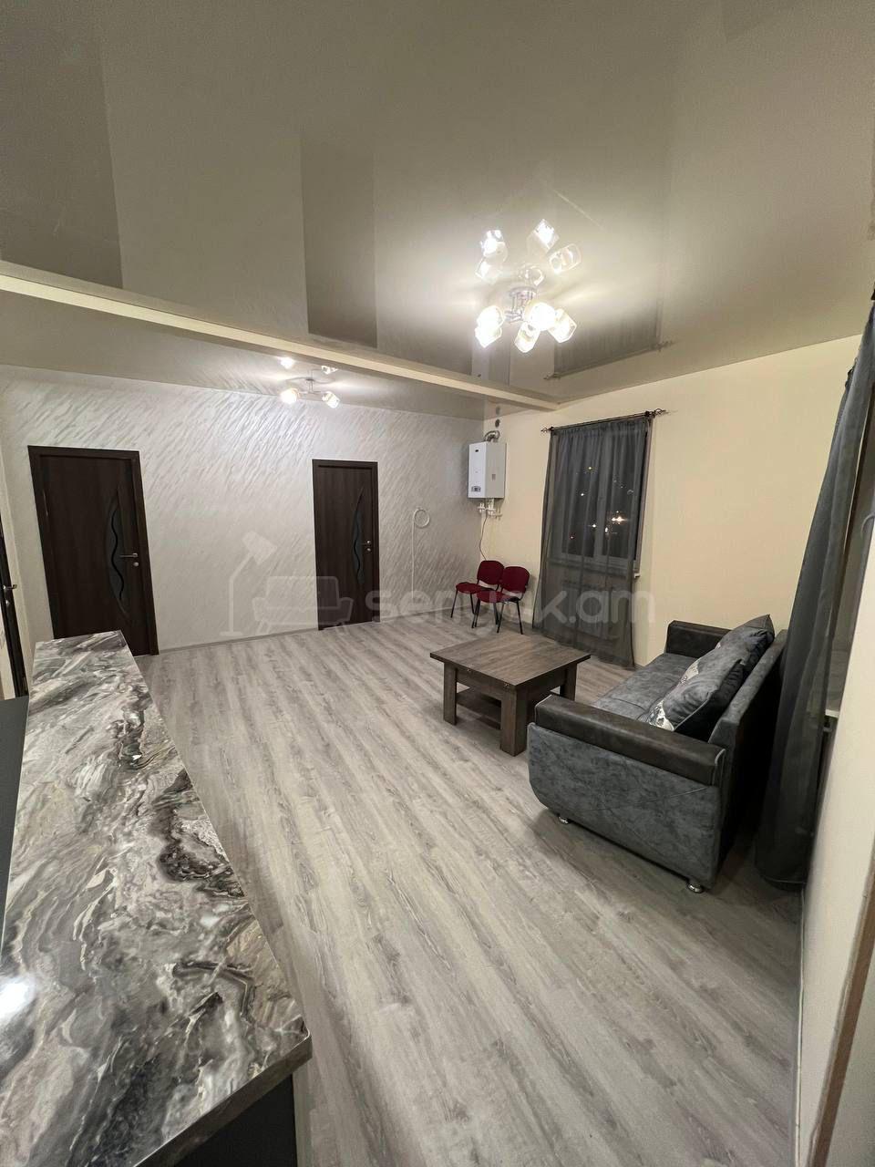 3 Սենյականոց Բնակարան Նորակառույցում, 65քմ, 3/3 հարկ, Կապիտալ Վերանորոգված, Կահավորված, Արևկող