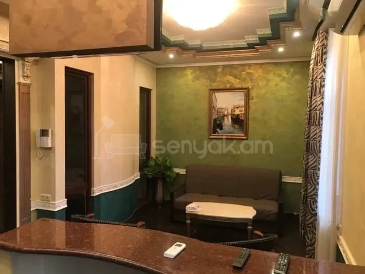 2 Սենյականոց Բնակարան Քարե Շենքում, 40քմ, 3/5 հարկ, Կապիտալ Վերանորոգված, Կահավորված