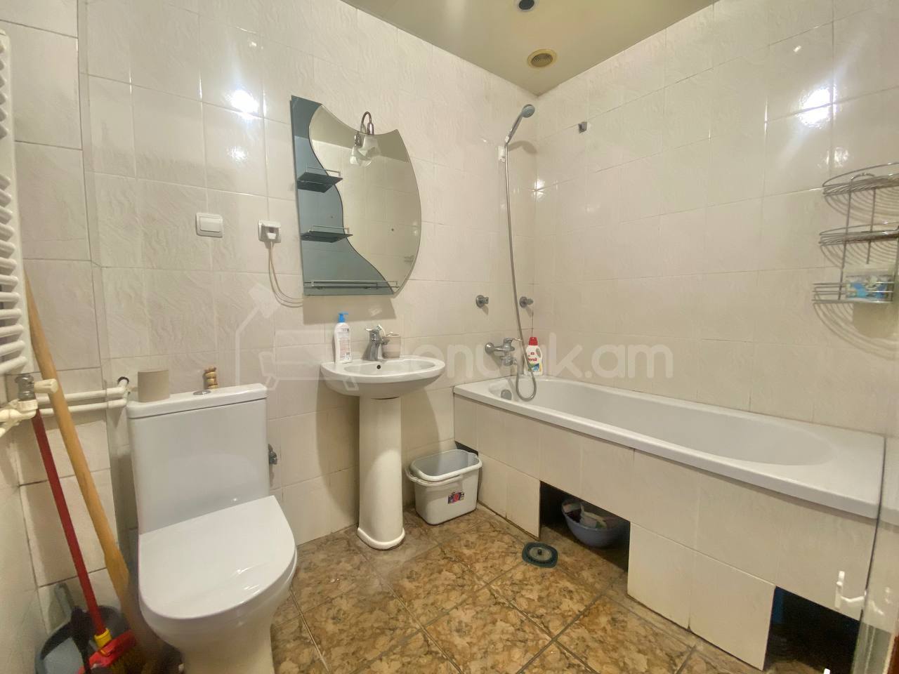 2 Սենյականոց Բնակարան Քարե Շենքում, 45քմ, 1/5 հարկ, Կոսմետիկ Վերանորոգված