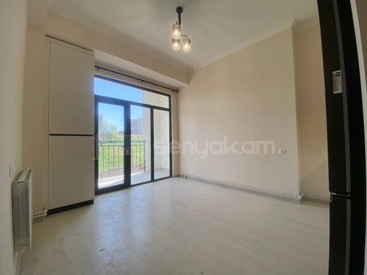 2 Սենյականոց Բնակարան Նորակառույցում, 42քմ, 3/9 հարկ, Կապիտալ Վերանորոգված