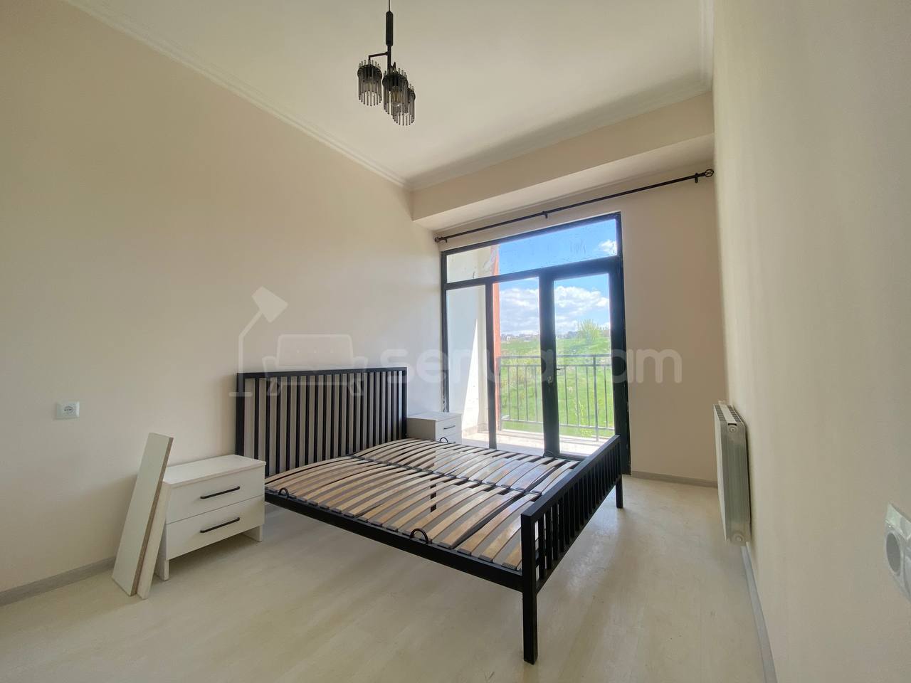 2 Սենյականոց Բնակարան Նորակառույցում, 42քմ, 3/9 հարկ, Կապիտալ Վերանորոգված